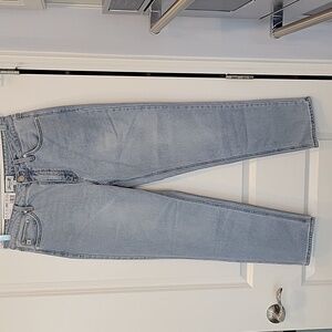 Seven7 The 90's Straight Jean Light Wadh Size 10 NWT